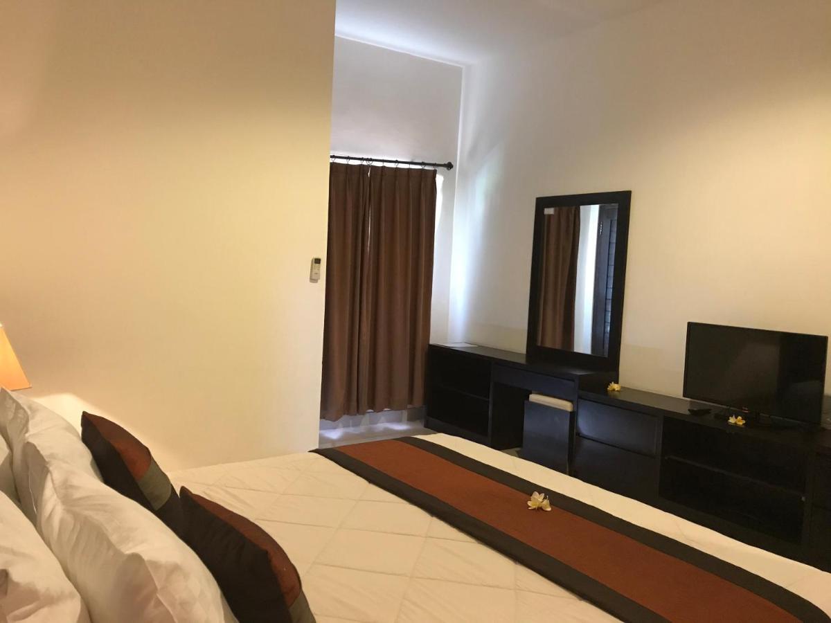 The Celuk Homestay ジンバラン エクステリア 写真