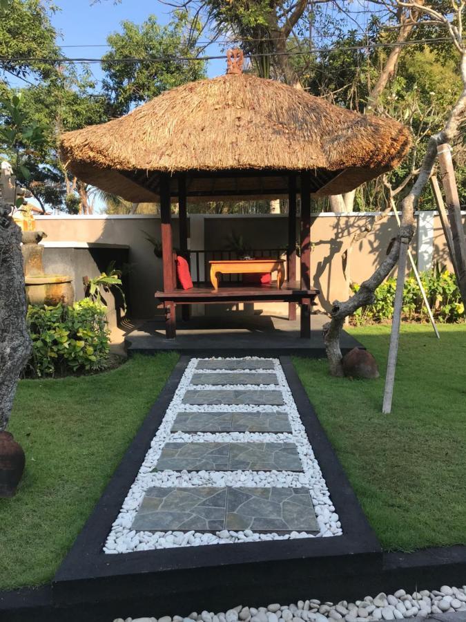The Celuk Homestay ジンバラン エクステリア 写真