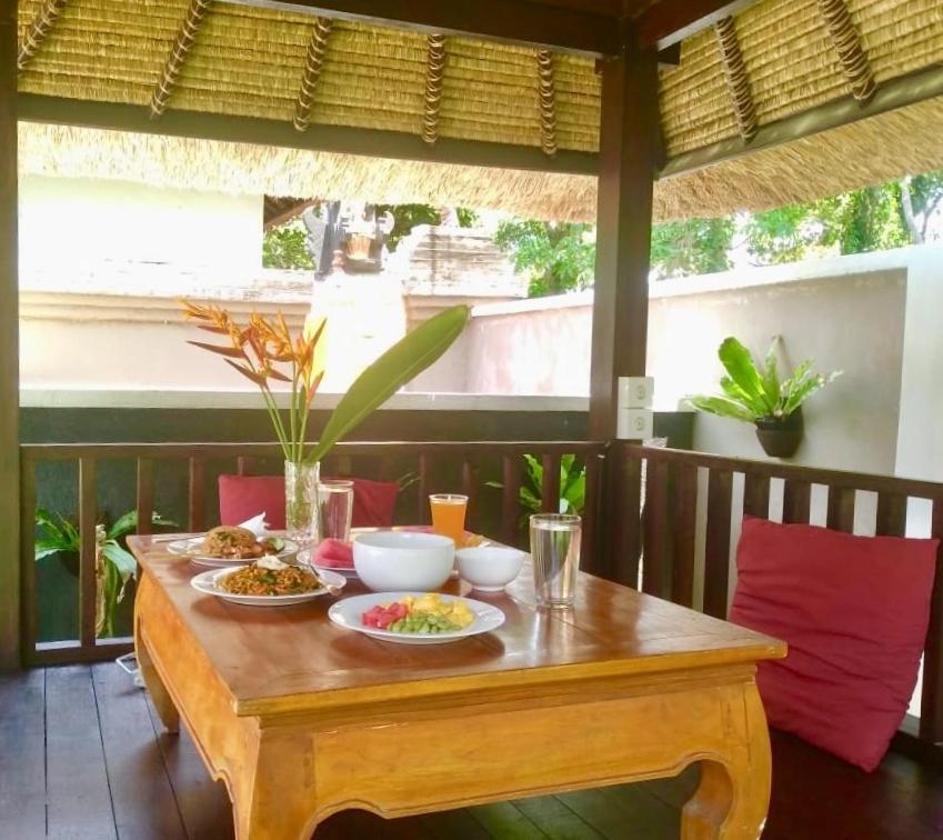 The Celuk Homestay ジンバラン エクステリア 写真