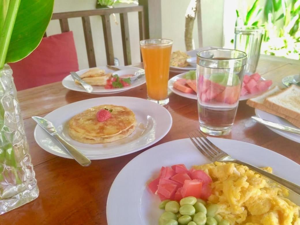 The Celuk Homestay ジンバラン エクステリア 写真